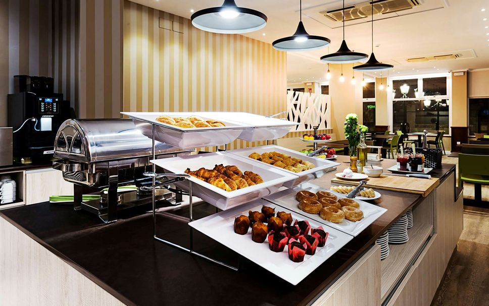 Buffet Photo
