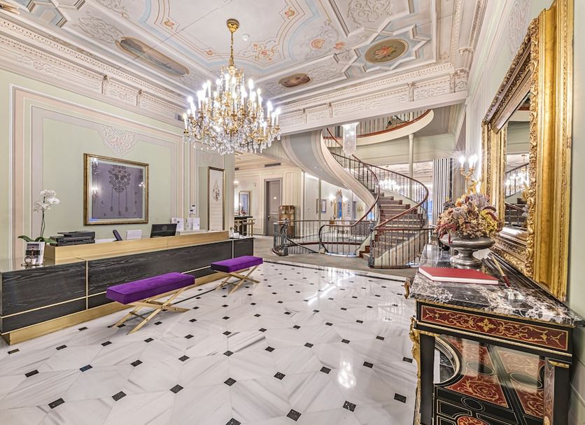 Lobby Photo
