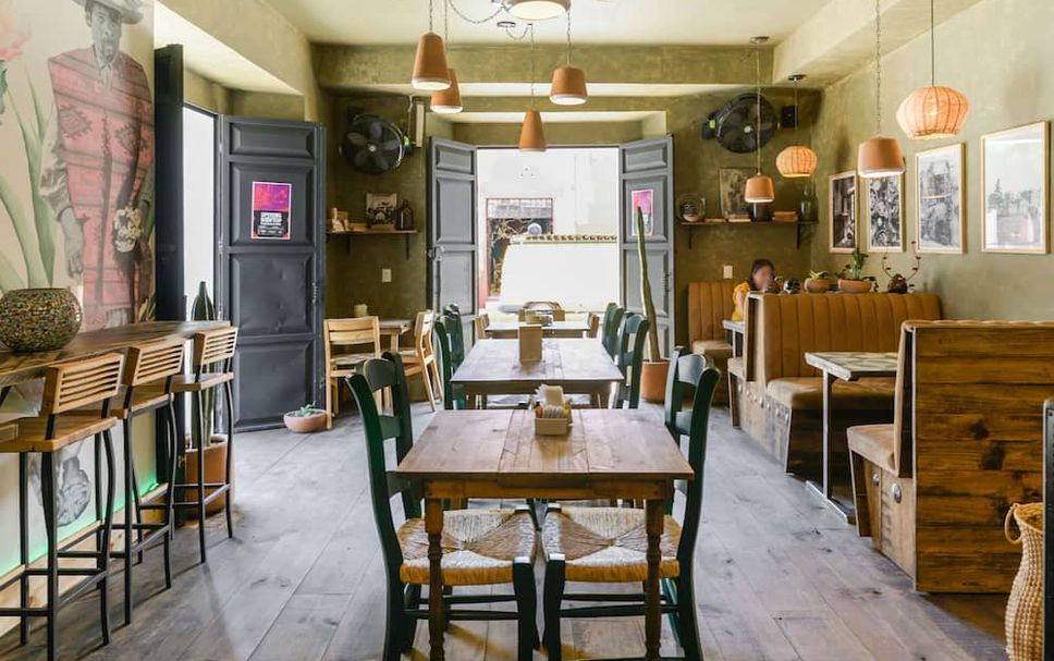 Restaurant Photo