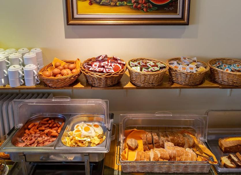 Buffet Photo