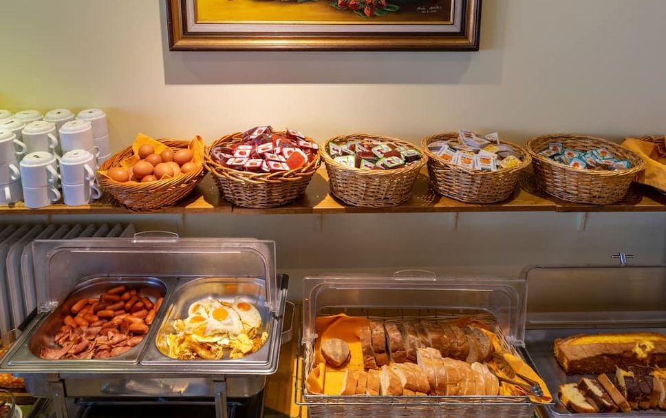 Buffet Photo