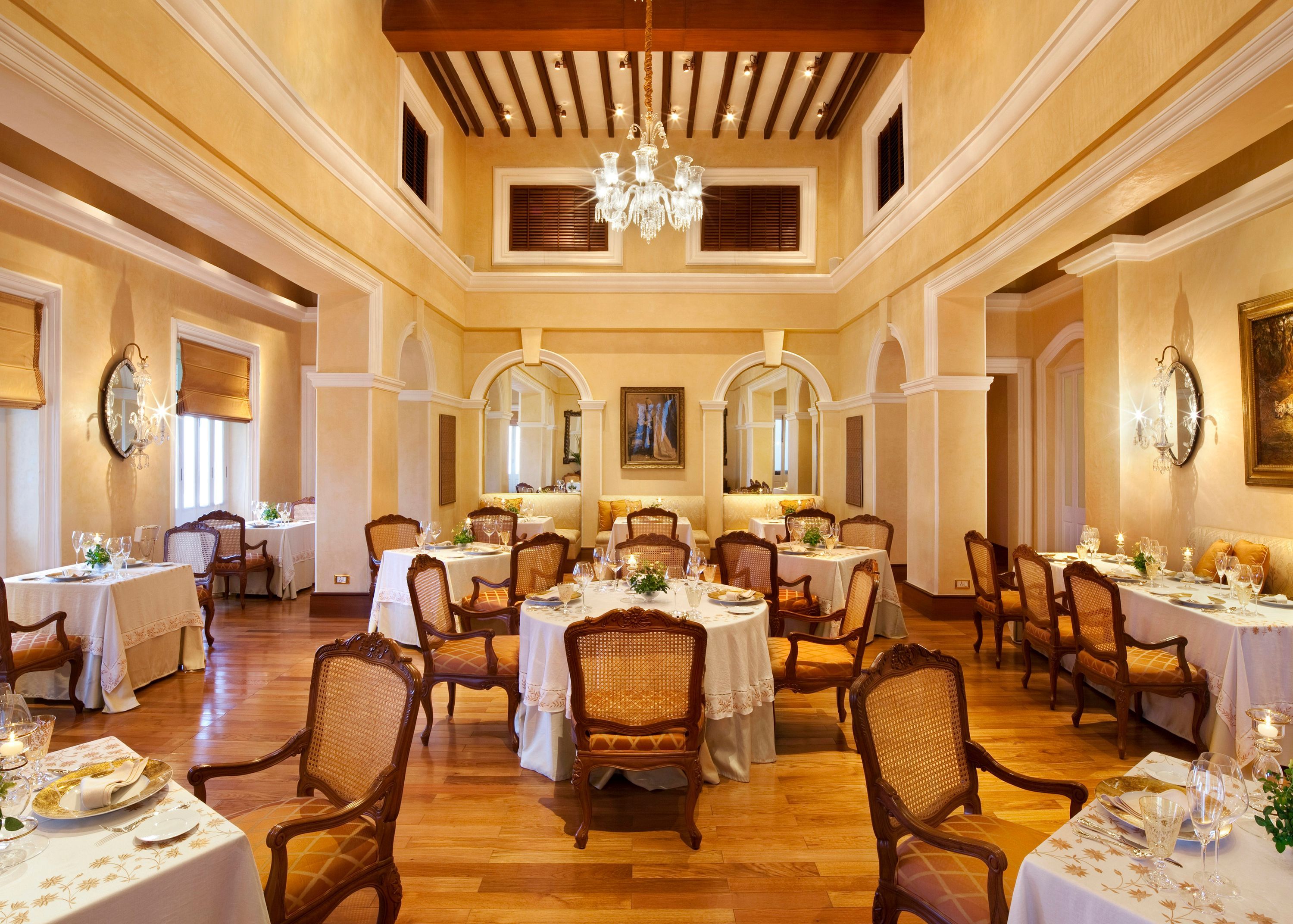 Banquet hall