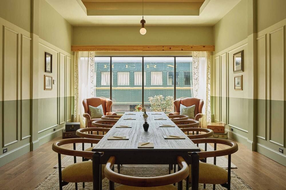 Dining room Photo