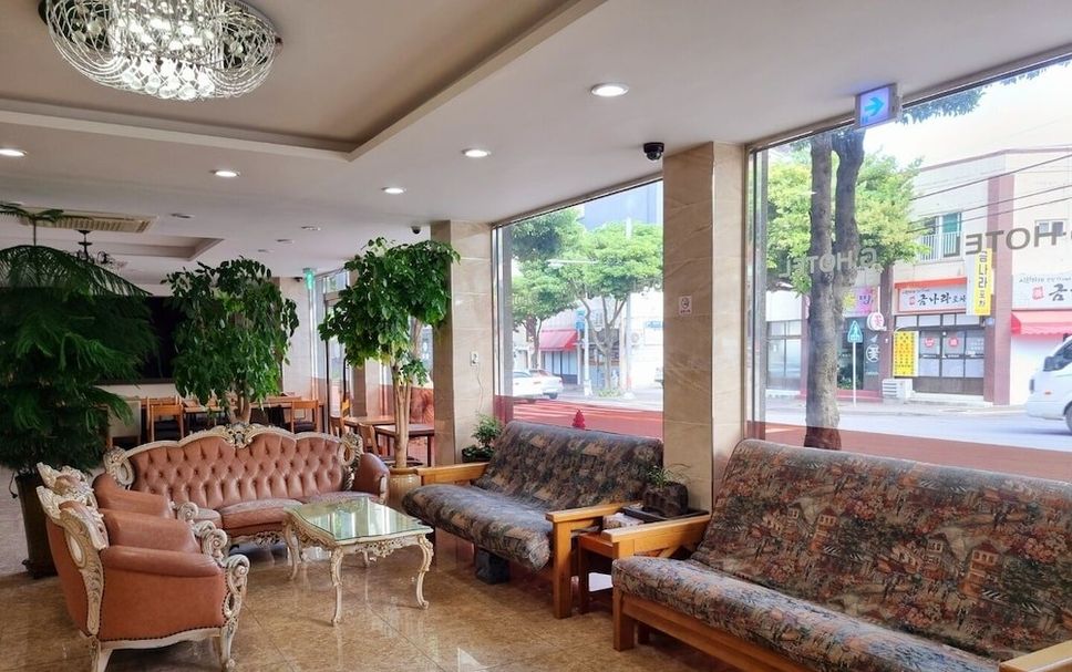Lobby Photo