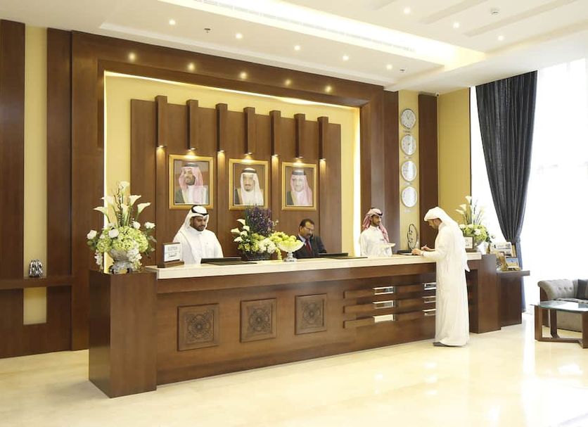 Front desk Photo