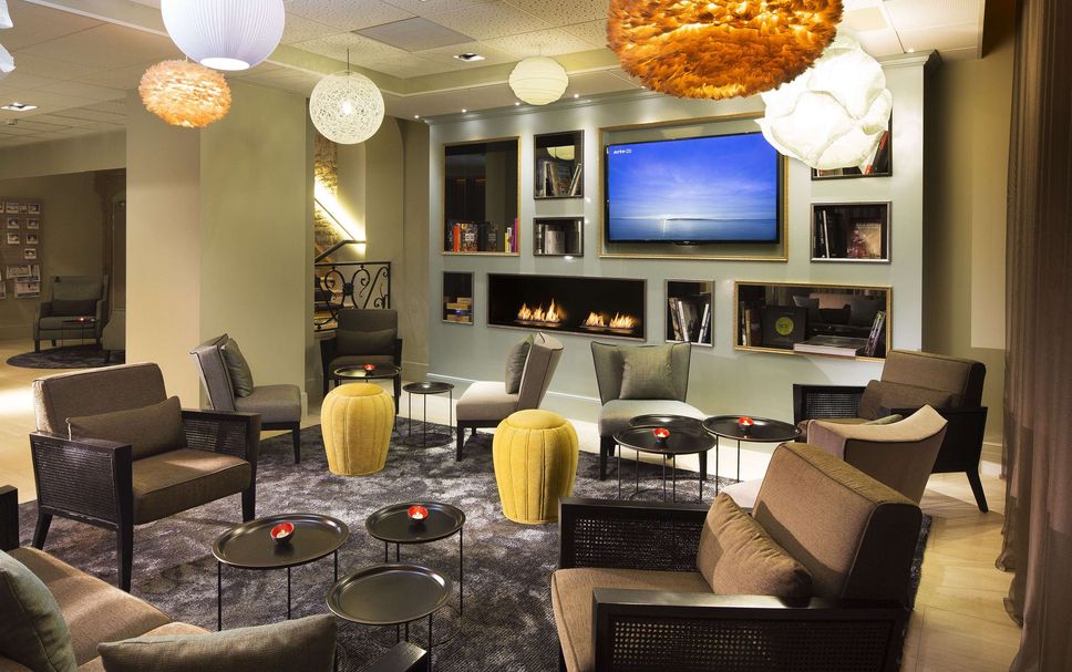 Lounge Photo
