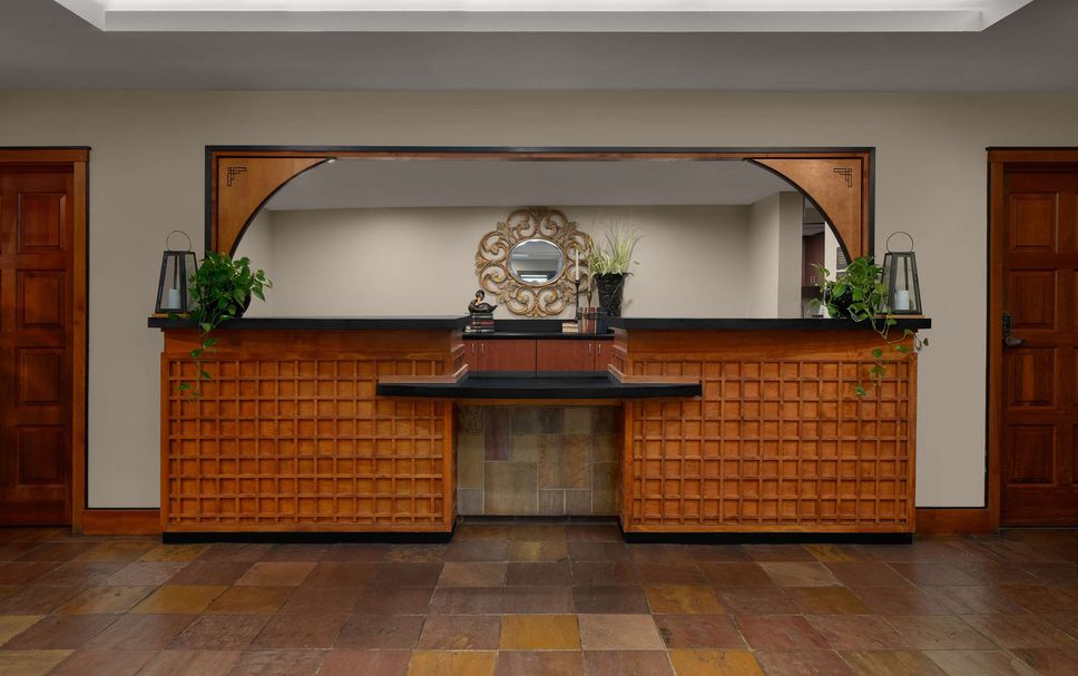 Front desk Photo
