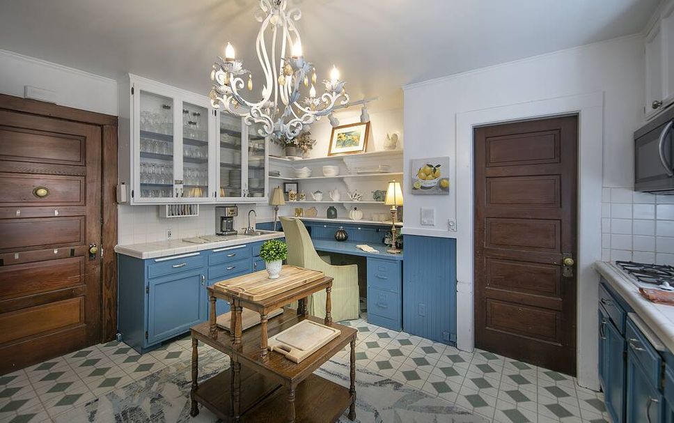 Kitchen Photo
