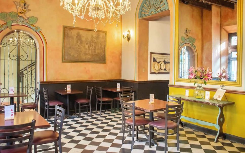 Restaurant Photo
