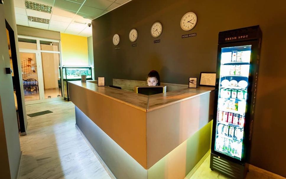 Front desk Photo