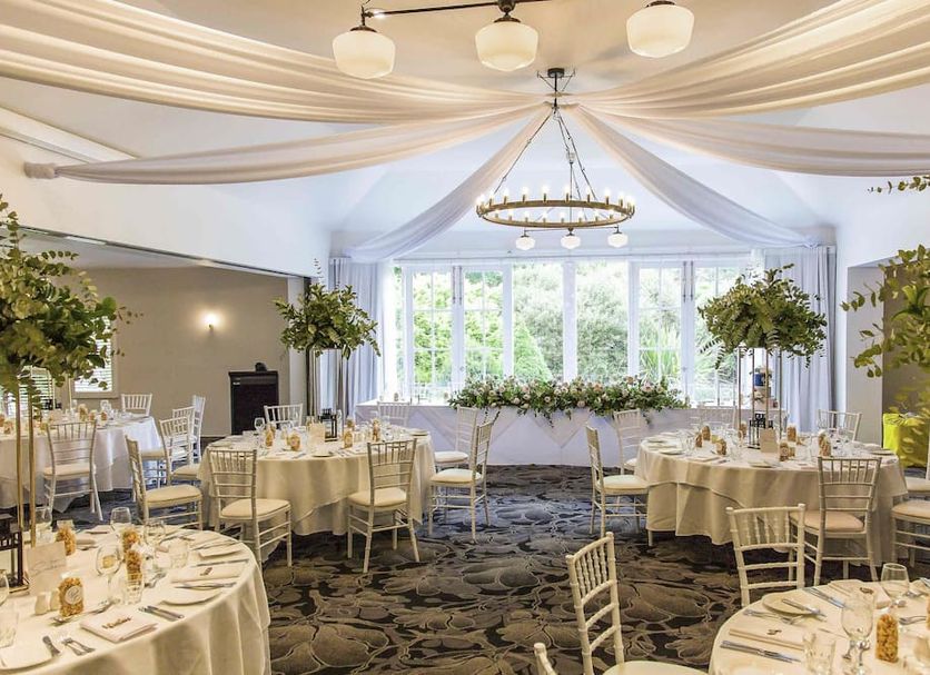 Banquet hall Photo