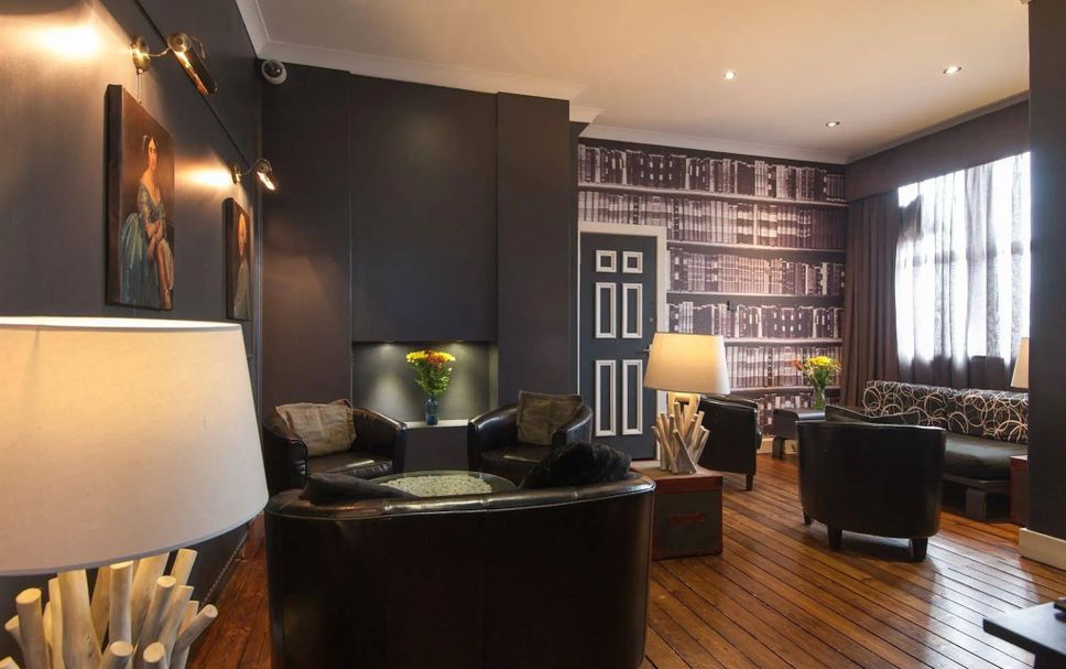 Lounge Photo