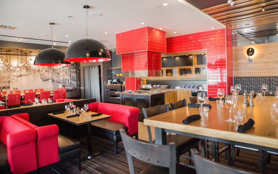 Restaurant Photo