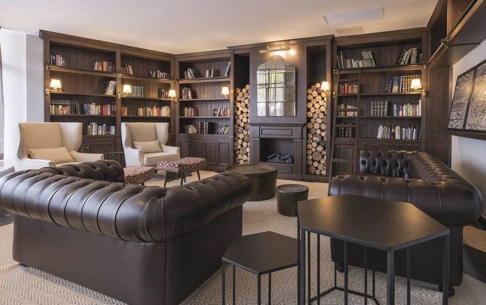 Lounge Photo