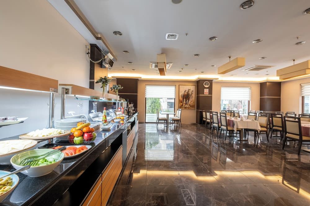 Buffet Photo