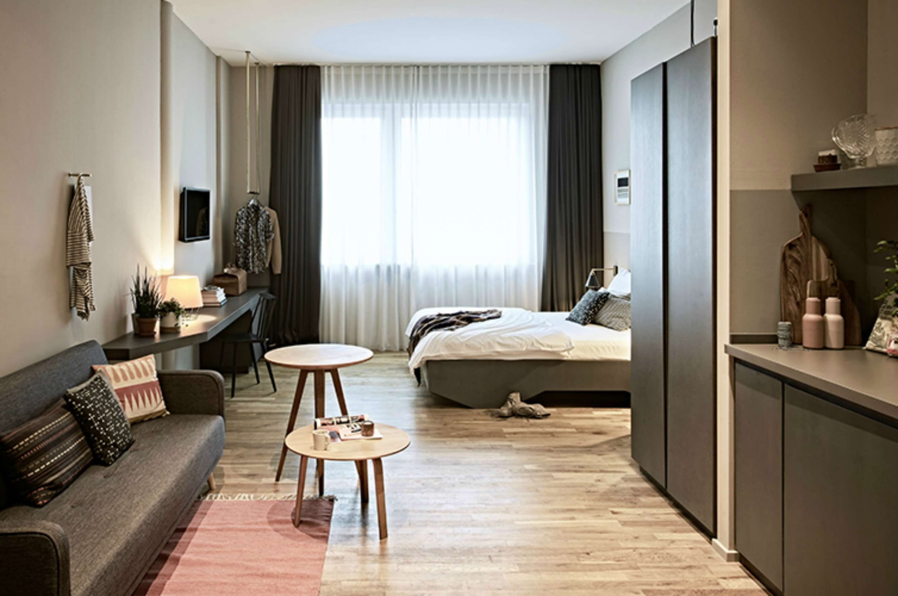 Room amenity