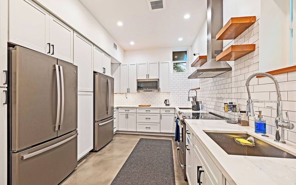 Kitchen Photo