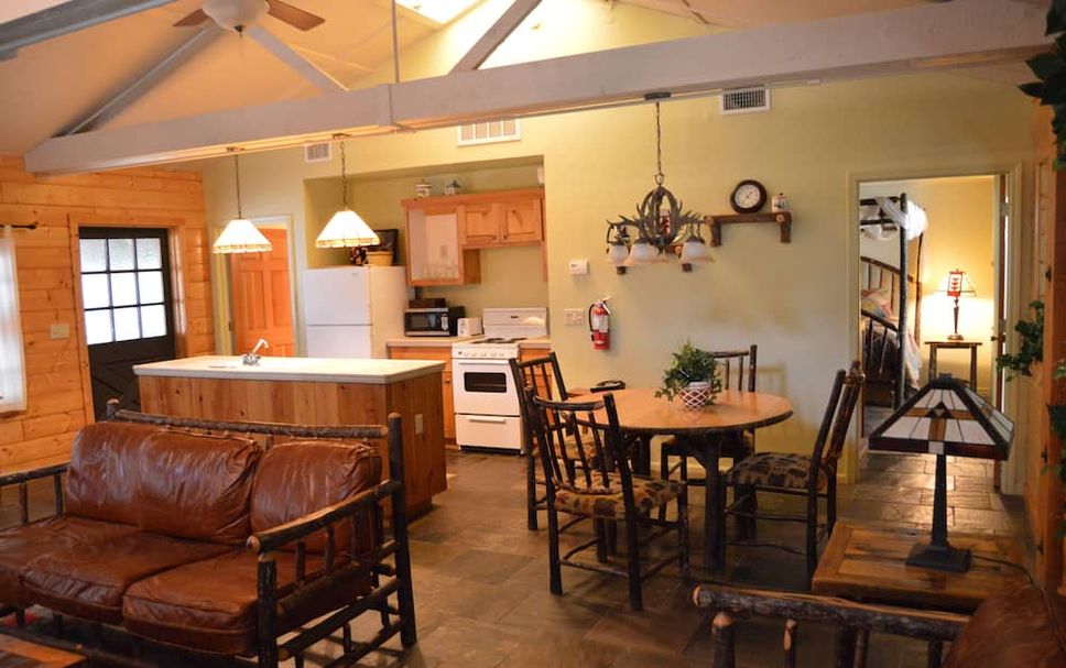 Dining room Photo