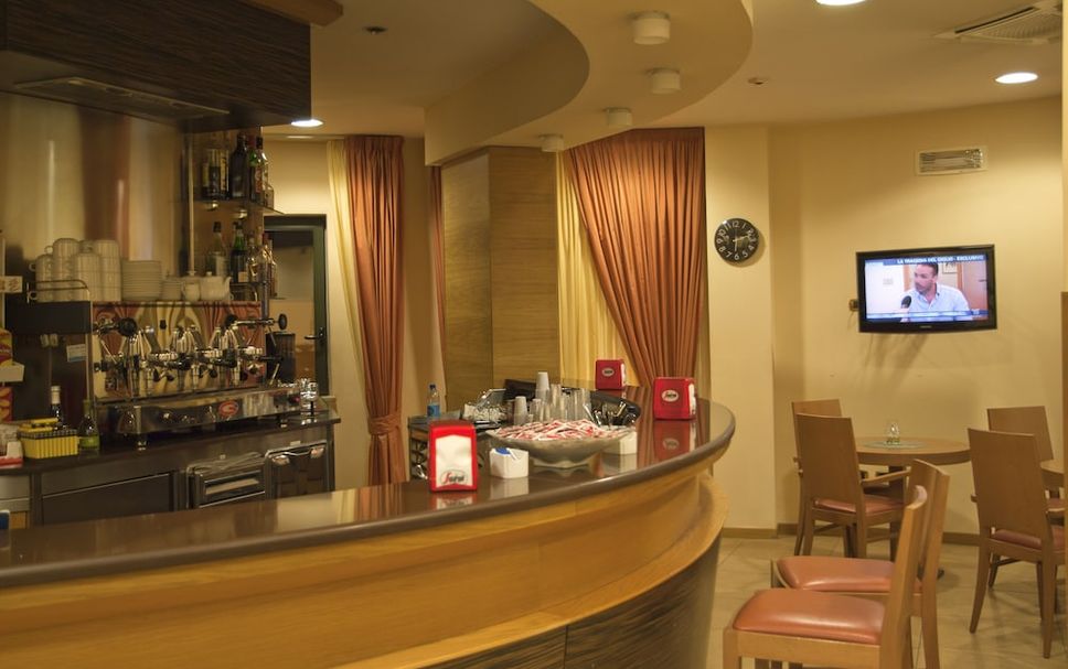 Bar Photo