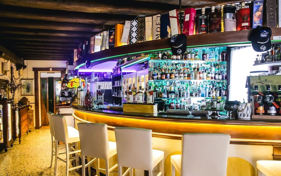 Bar Photo