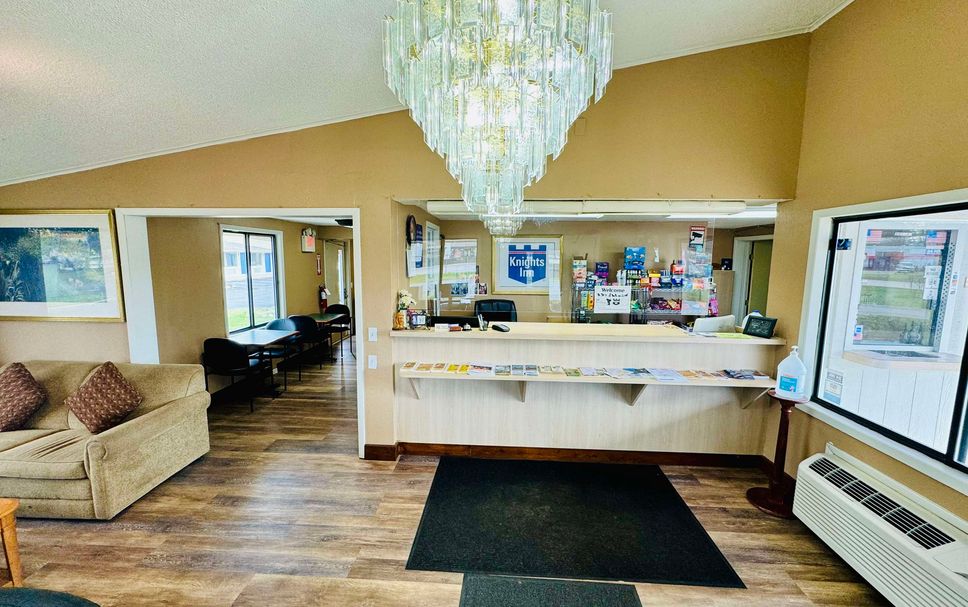 Front desk Photo