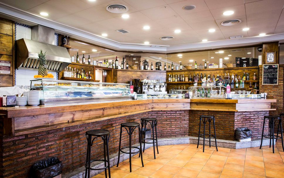 Bar Photo