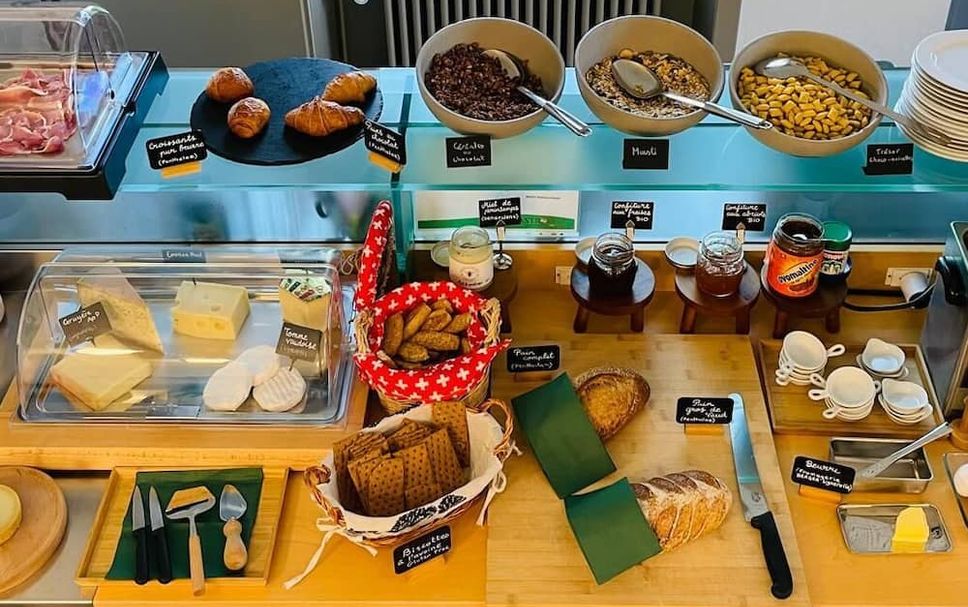 Buffet Photo