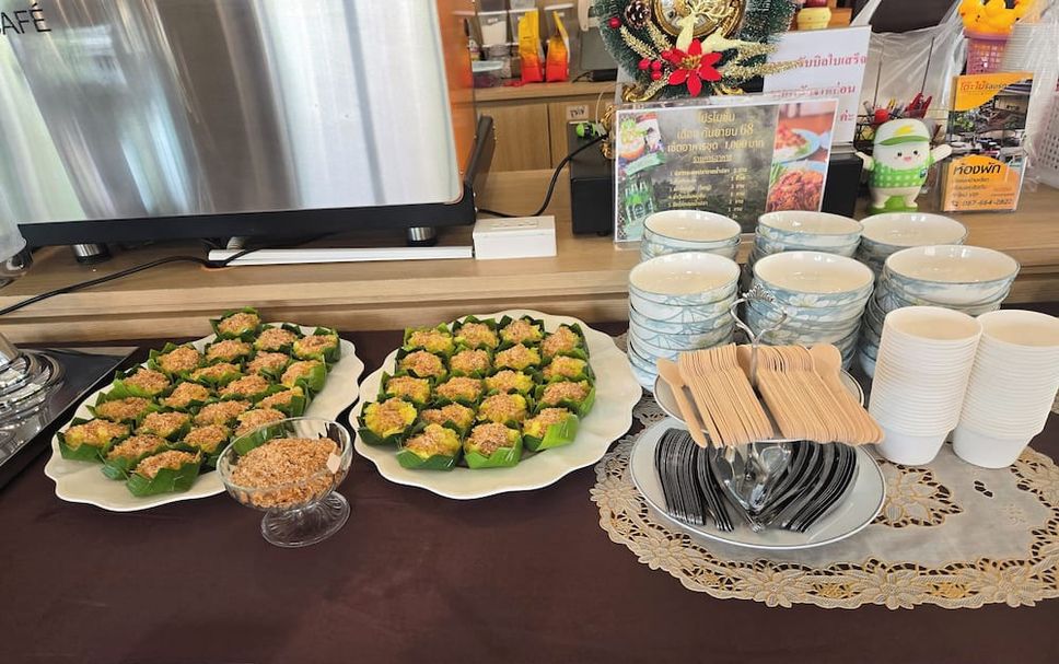 Buffet Photo