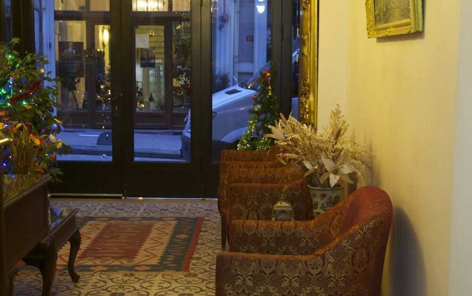 Lobby Photo