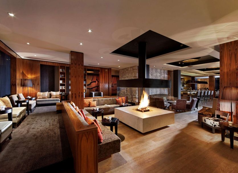 Lounge Photo