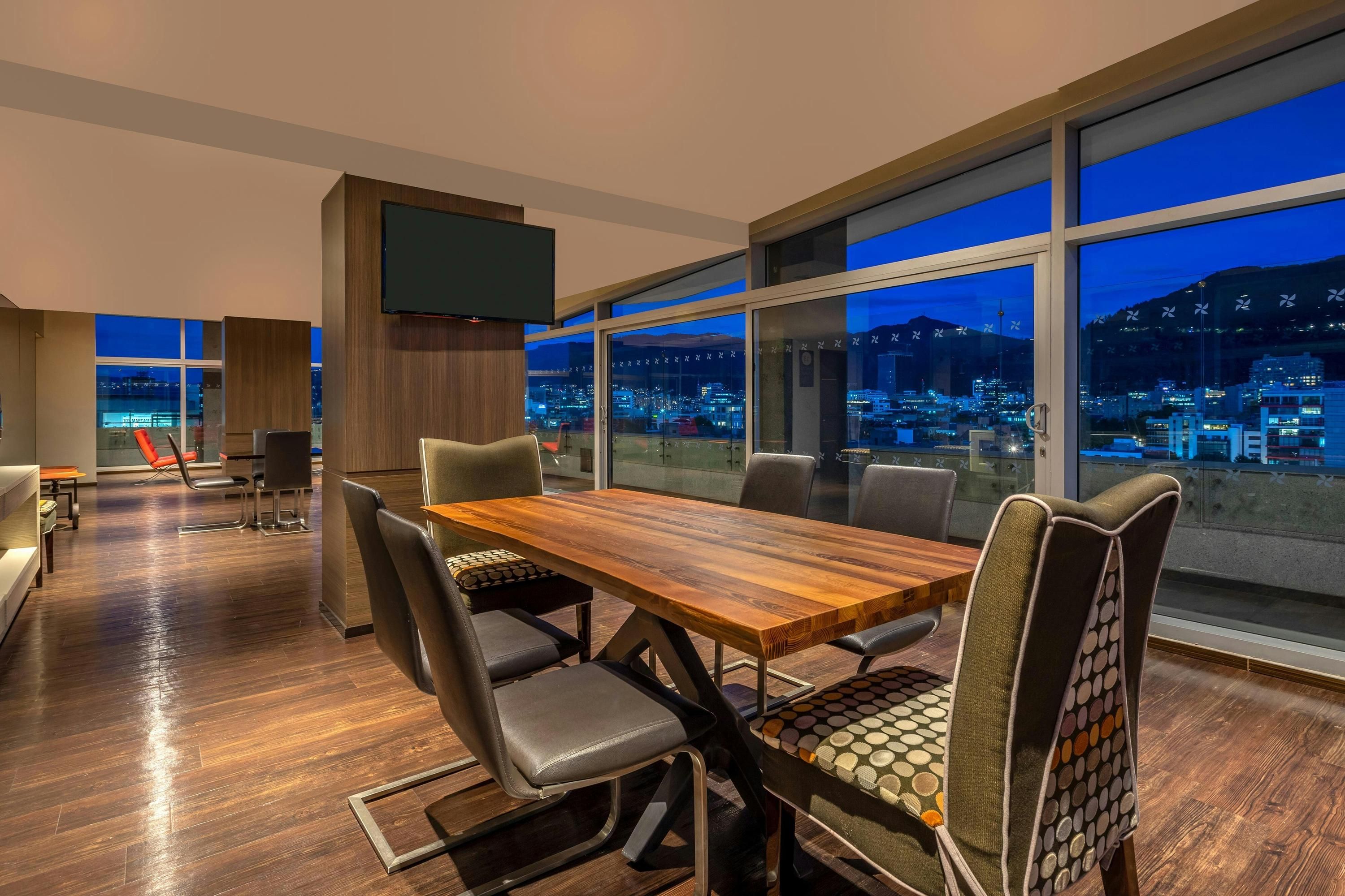 Dining room Photo