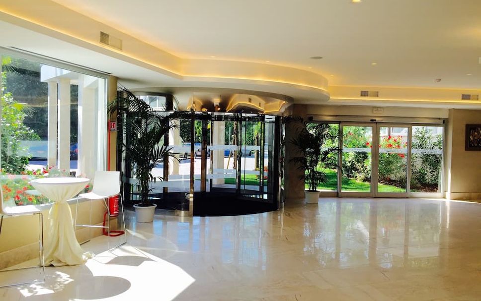 Lobby Photo