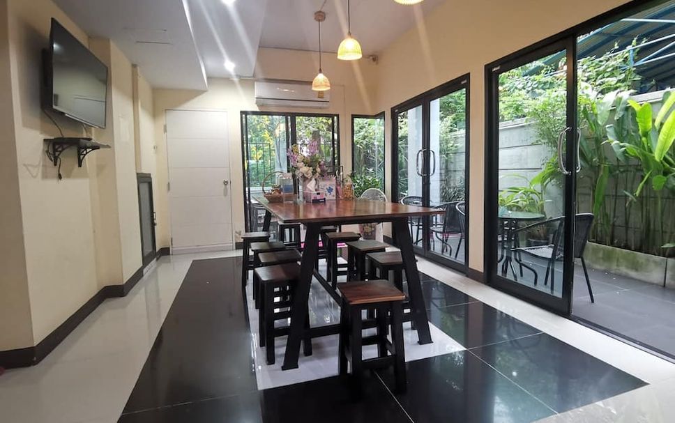 Dining room Photo