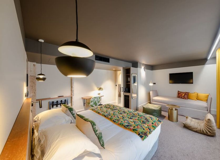 Bedroom Photo