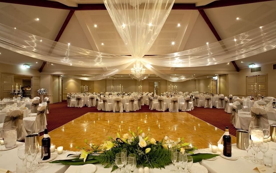Banquet hall Photo