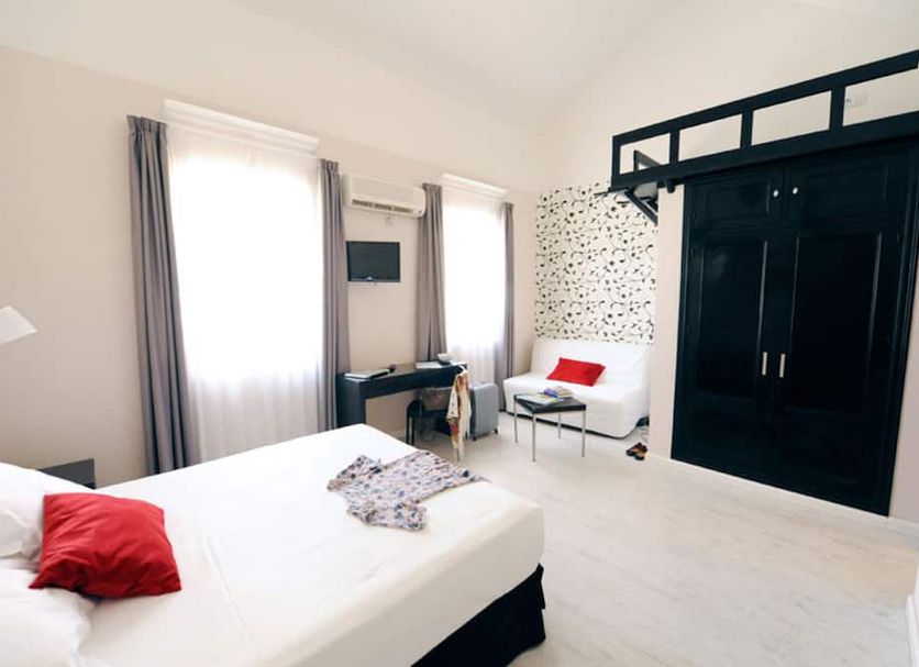 Bedroom Photo