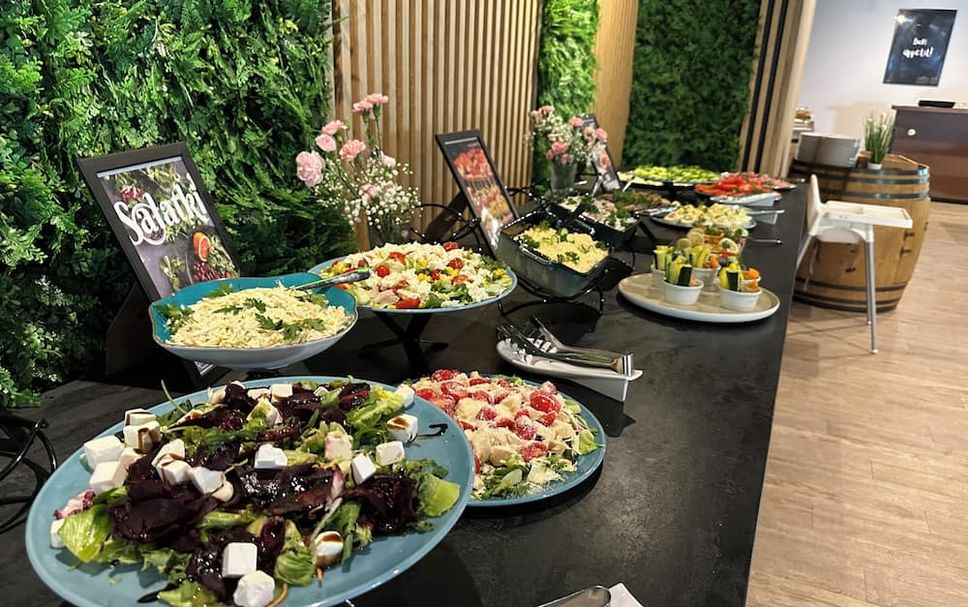 Buffet Photo