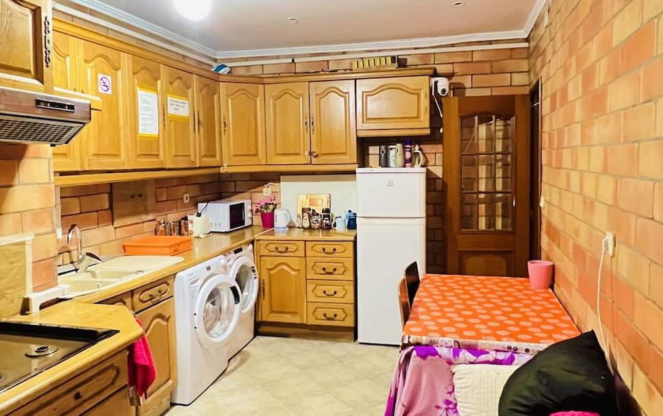 Kitchen Photo