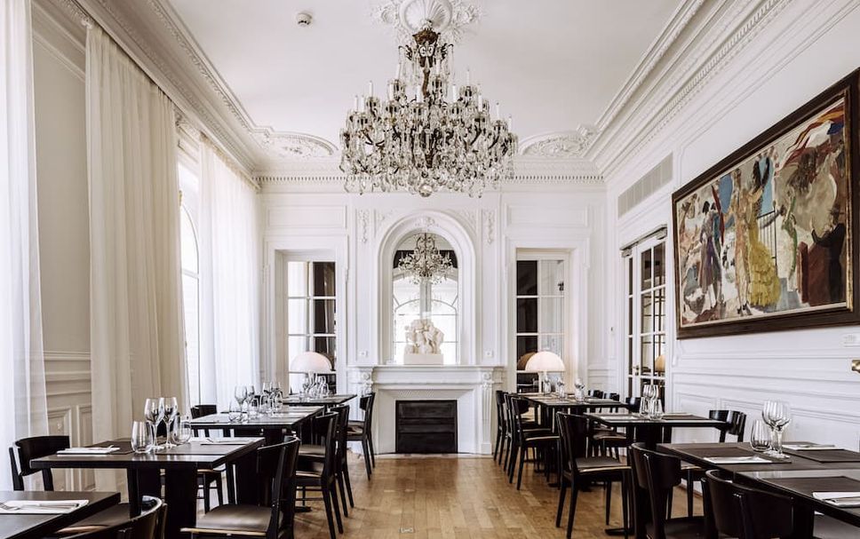 Restaurant Photo