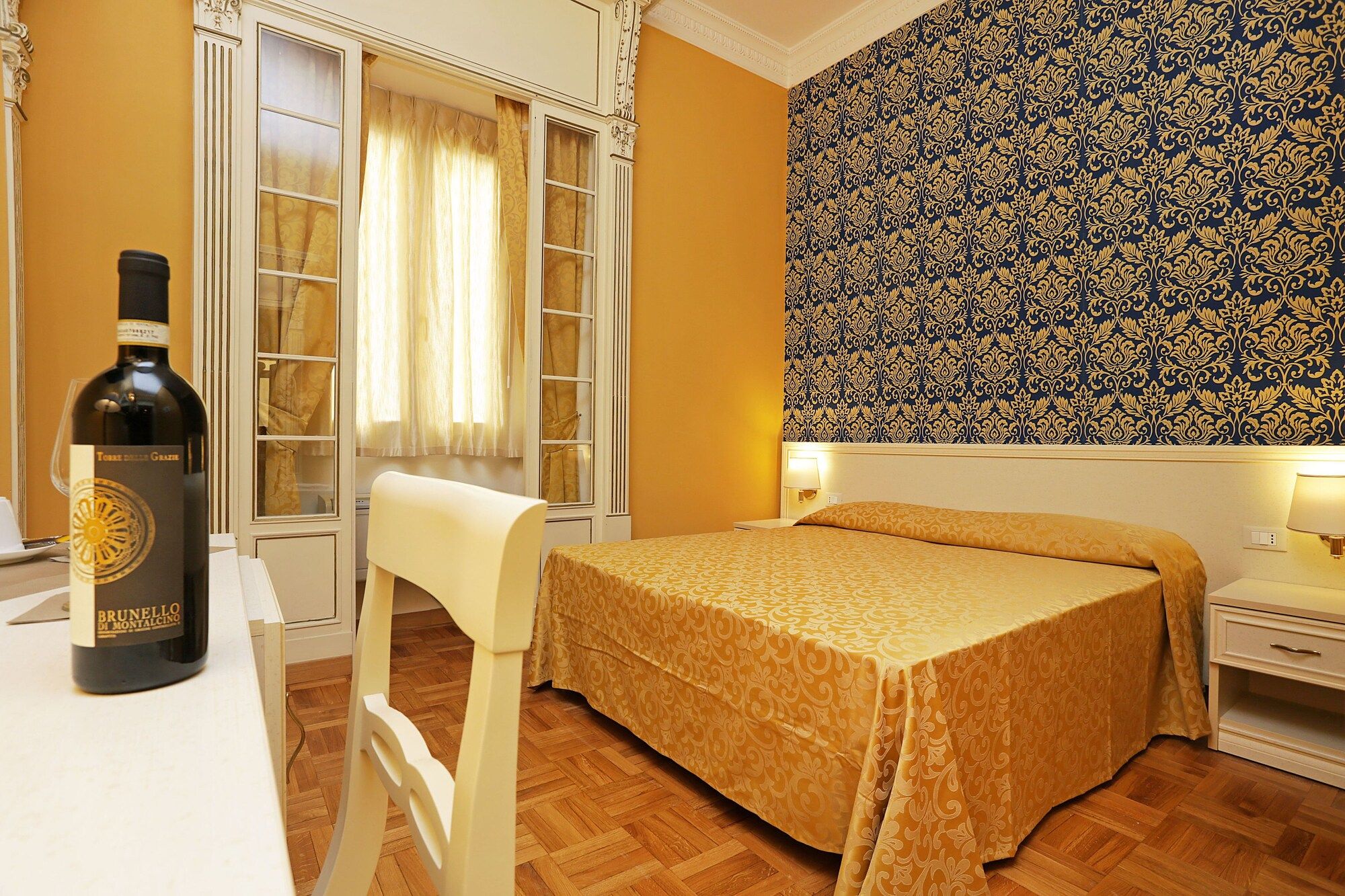 Bedroom Photo