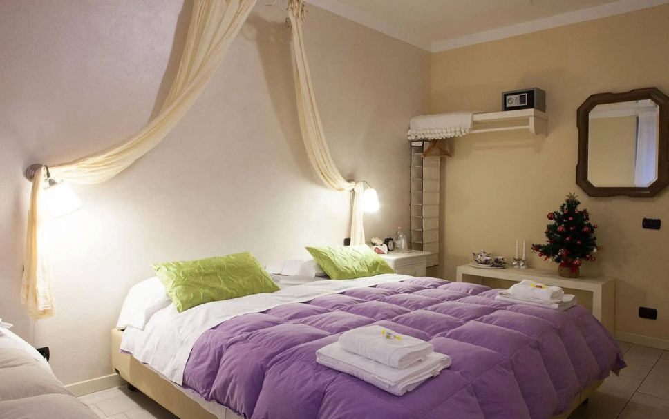 Bedroom Photo