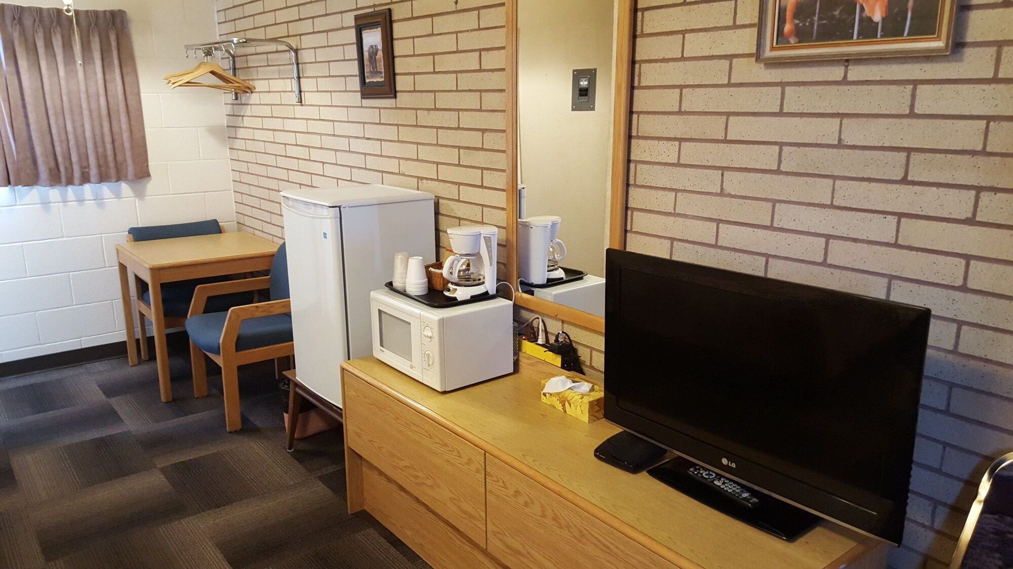 Room amenity