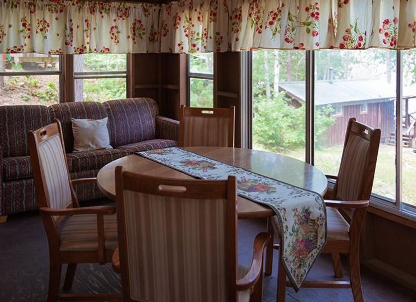 Dining room Photo