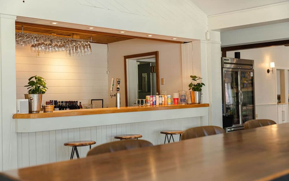 Bar Photo