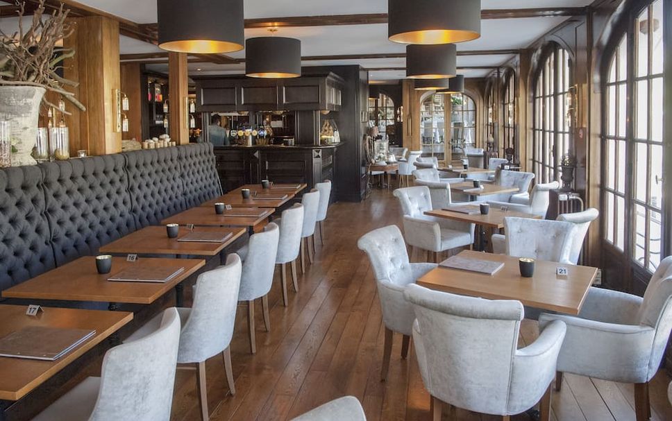 Restaurant Photo