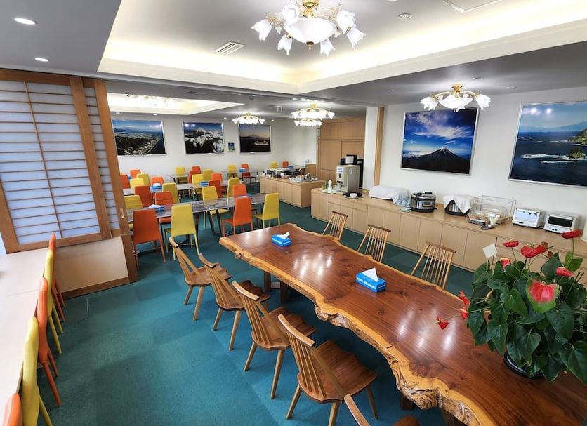Buffet Photo