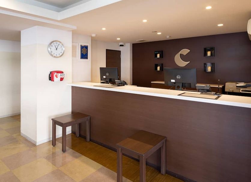 Front desk Photo