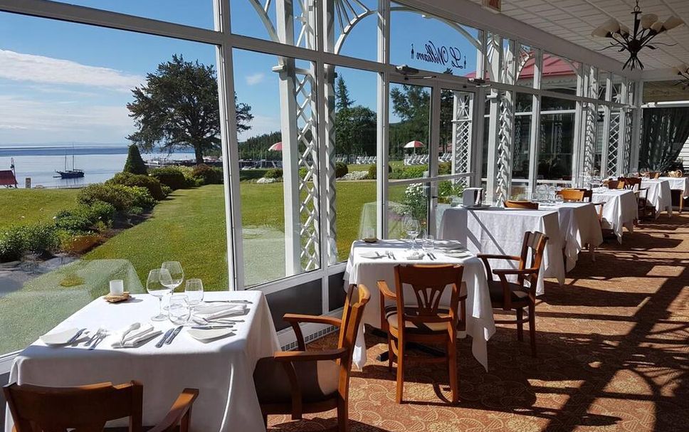 Restaurant Photo