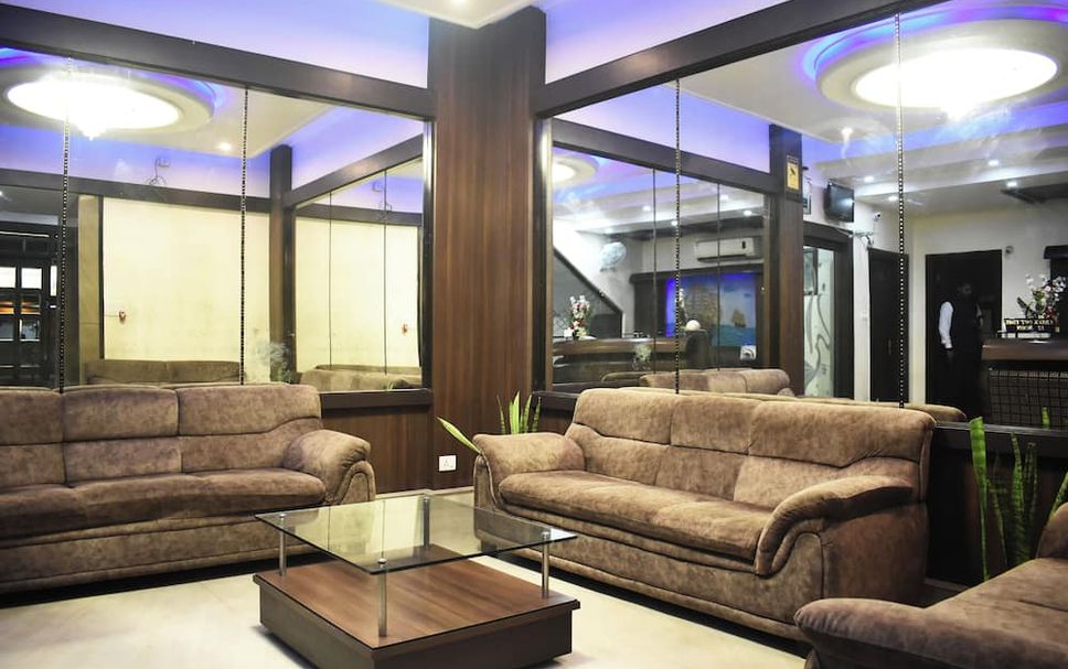 Lounge Photo