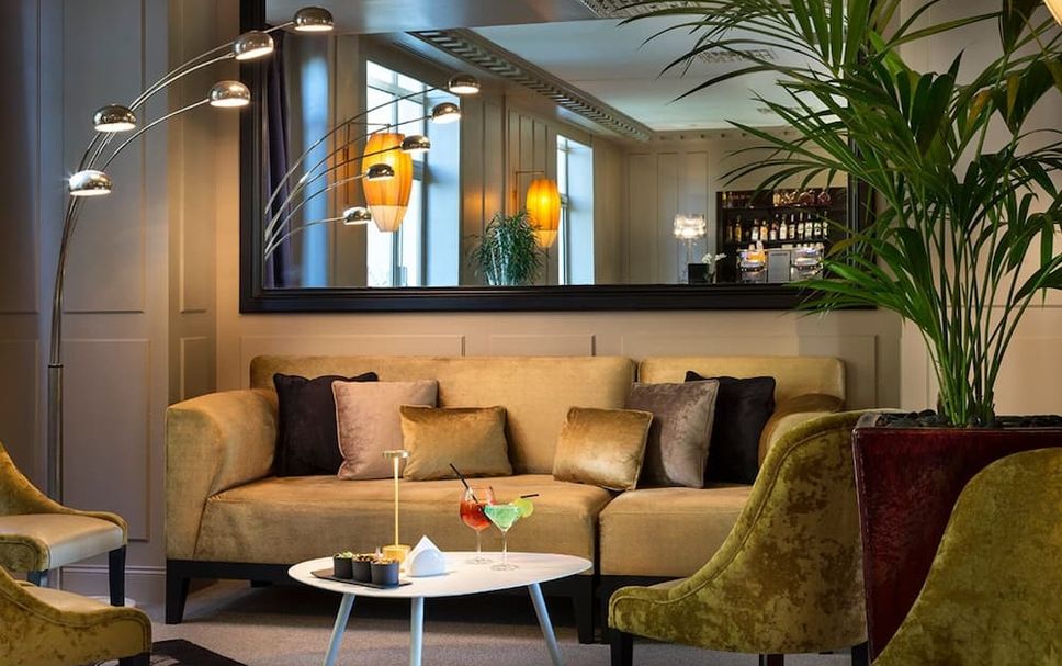 Lounge Photo
